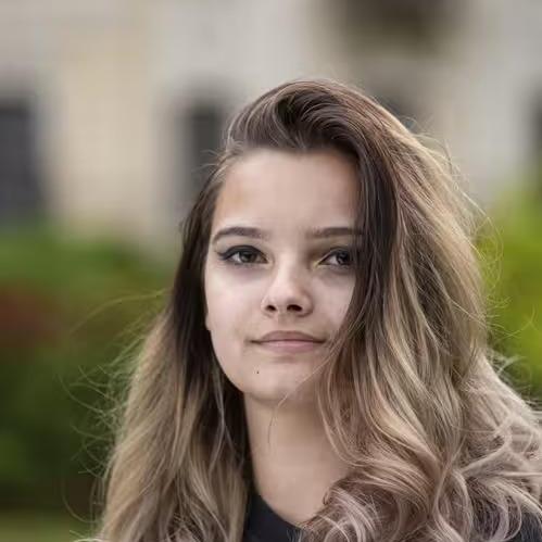 Ella Charlotte