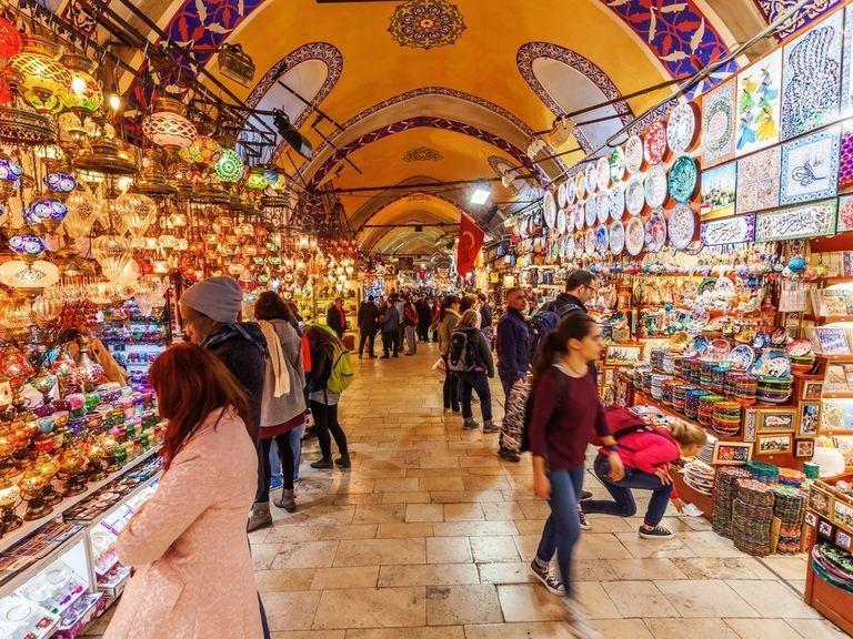 رحلة مشوقة لأكثر الأماكن ازدحاما في العالم
